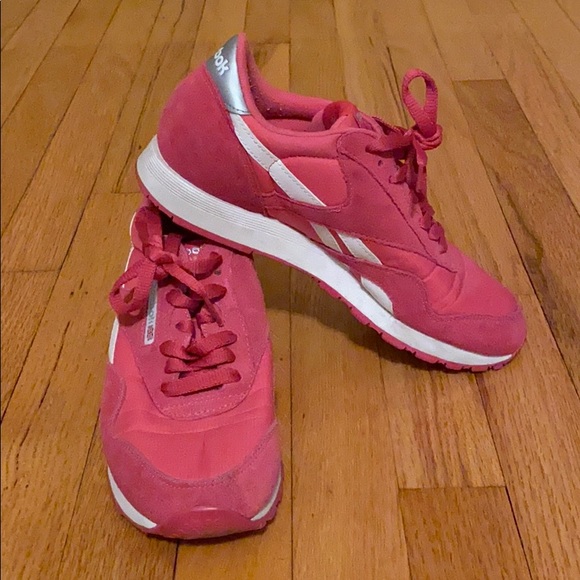 reebok classic neon pink